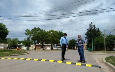 Colocación de reductores de velocidad en los barrios Los Pioneros y San Antonio