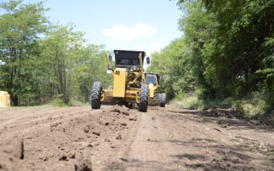 Servicios Públicos: arreglo de caminos rurales educativos