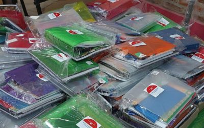 Entrega de kits escolares para más de 800 alumnos
