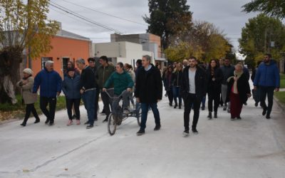 Golía inauguró una nueva cuadra de pavimento en calle Sarmiento