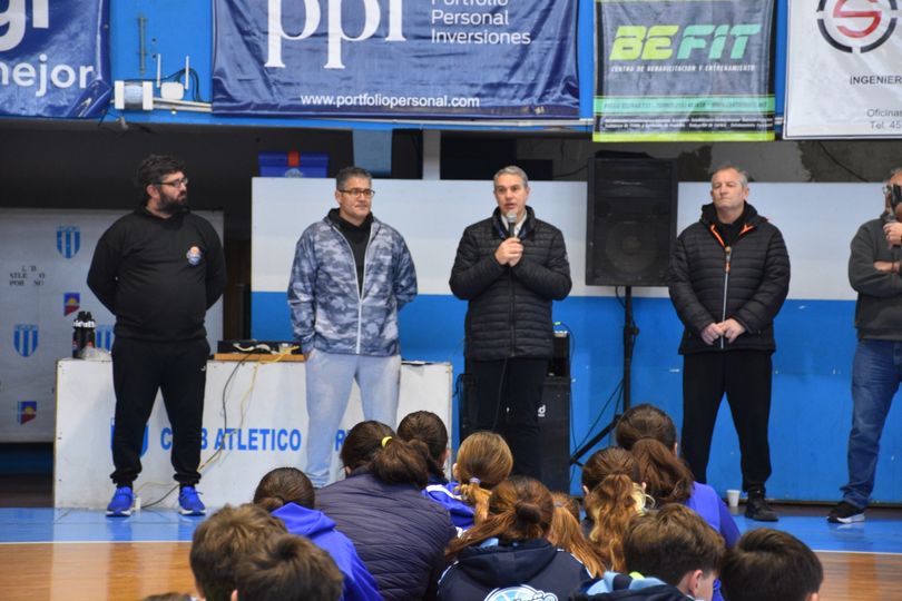Golía participó de la apertura de un Campus de Básquet en el Club Porteño
