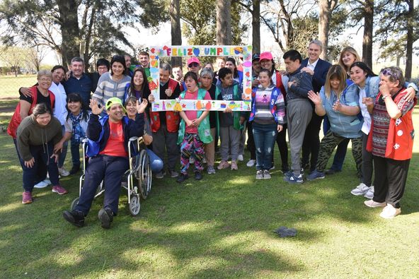 Golía visitó el Centro de Día Integrarte