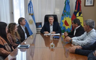 Obras en Rawson: Golía anunció luminarias para la Plaza principal y más seguridad en las escuelas