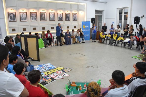 “Decisión Niñez”: Niñas y niños presentaron sus proyectos junto al Intendente