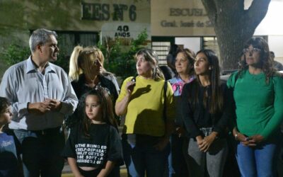 Golía inauguró luminaria LED frente a la Escuela N°45, en el marco del Plan Escuelas Seguras