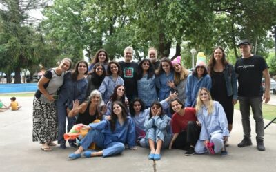 La Escuela de Danzas de La Plata presentó «Pesadillas» en la Plaza 5 de Agosto