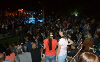 Con un anfiteatro lleno, cerró la Fiesta del Ladrillo Artesanal