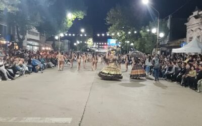 *Miles de vecinos disfrutaron de la primera noche del Carnaval 2025*