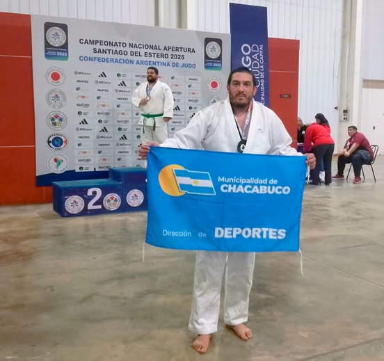 Sierra subcampeón en la disciplina Kyu graduado (KGM) en el certamen Nacional en Santiago del Estero