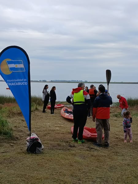 Primer encuentro de canotaje en la Laguna de Rocha