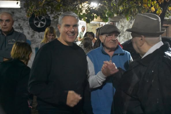 Golía inauguró una nueva cuadra de luminaria LED en calle Almirante Brown