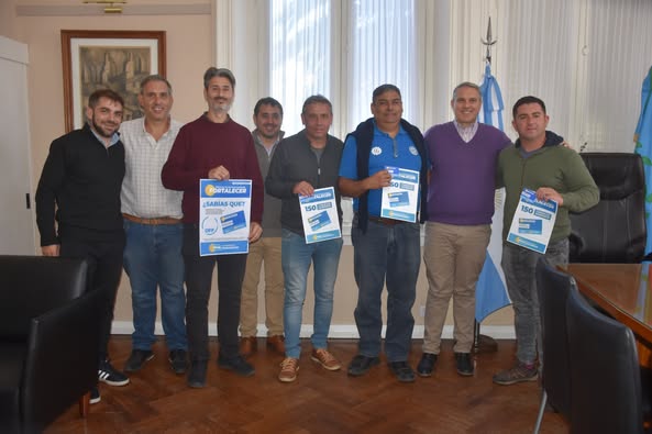 Golía entregó tarjetas Fortalecer a metalúrgicos y playeros de estaciones de servicio