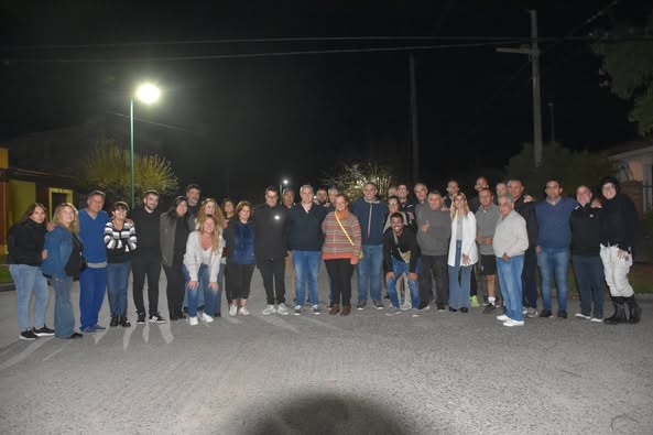 Golía inauguró dos nuevas cuadras de luminarias en calle Belgrano