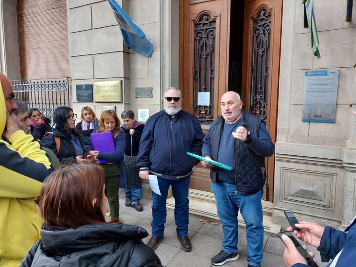 Paritarias: Hubo acuerdo entre el Municipio y los gremios hasta agosto