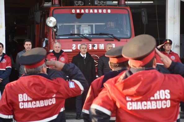 Golía participó del acto por el Día Nacional del Bombero Voluntario