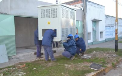 Llegó el Transformador de 500 Kva al Hospital, el cual abastecerá de energía a Hemodinamia y ampliar la potencia intrahospital