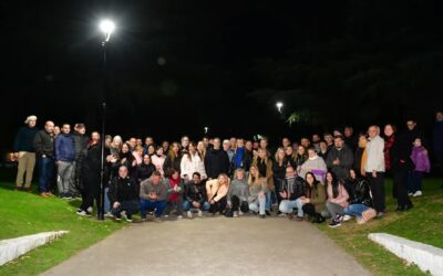 Golía inauguró nuevas luminarias en Plaza Belgrano