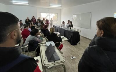 Charla informativa sobre inscripción de la licenciatura en Enfermería