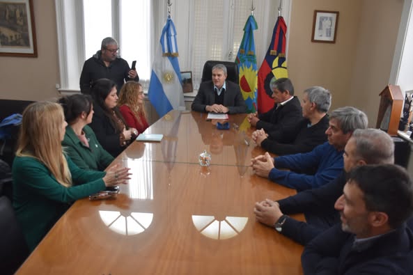Golía firmó convenio para la obra de energía e iluminación de la Quinta 784