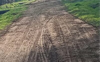 Mejora de calles y vías de acceso, empedrado y desmalezamiento en Cucha-Cucha