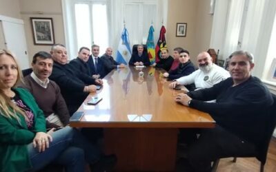 Golía firmó convenio para que los transportistas de Chacabuco obtengan un 20% de descuento en la RTO