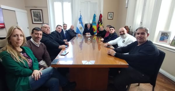 Golía firmó convenio para que los transportistas de Chacabuco obtengan un 20% de descuento en la RTO