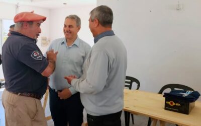 El Municipio hizo entrega de indumentaria a empleados de Servicios Públicos