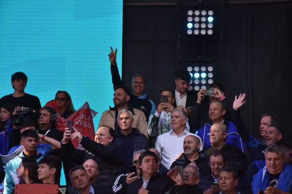 Golía acompañó a la Delegación de Chacabuco en la apertura de los 34° Juegos Bonaerenses