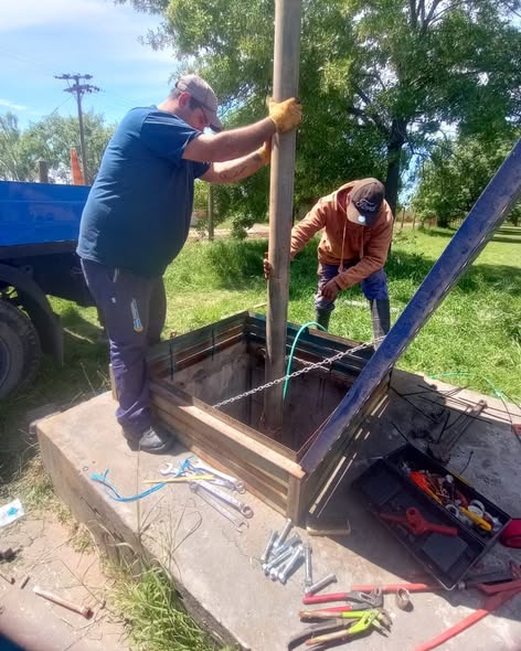 *Cambio de bomba de agua y otras tareas de Obras y Servicios Públicos*