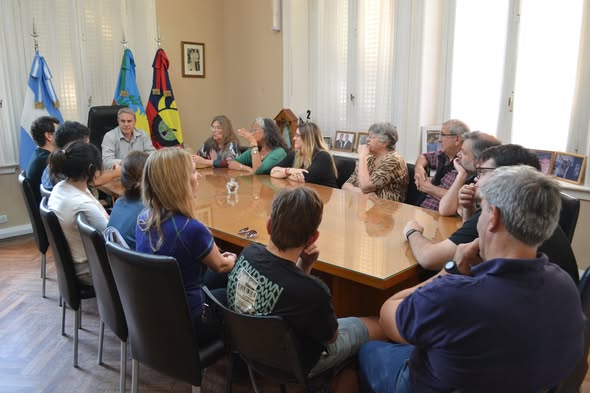 Nietos e hija de Madres y Abuelas de Plaza de Mayo en Chacabuco