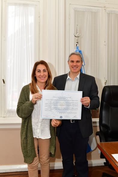 El Intendente Municipal entregó títulos de la Diplomatura en Salud Internacional