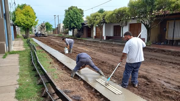 Cordón cuneta en el Pasaje Juan Pedro Martini