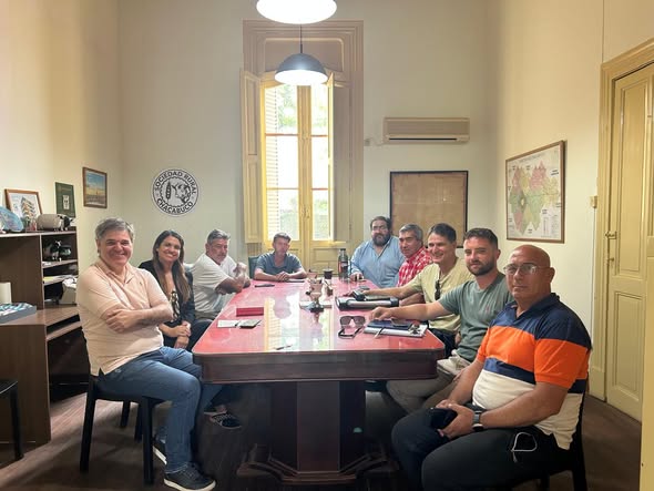 El equipo económico del Municipio se reunió con la Sociedad Rural y Vialidad Provincial para nuevos acuerdos
