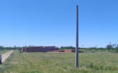 En la Quinta 784 avanza el tendido eléctrico