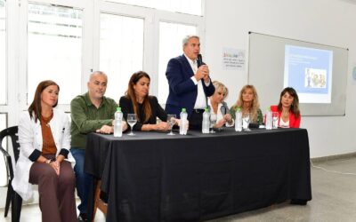 El Intendente Municipal Darío Golía, presente en la jornada de sensibilización y formación docente en autismo, en la UBA
