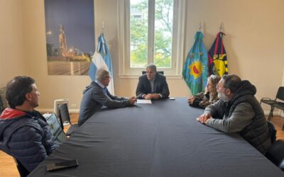 Reunión con integrantes de la Cooperativa Apícola Chacay Uf Co
