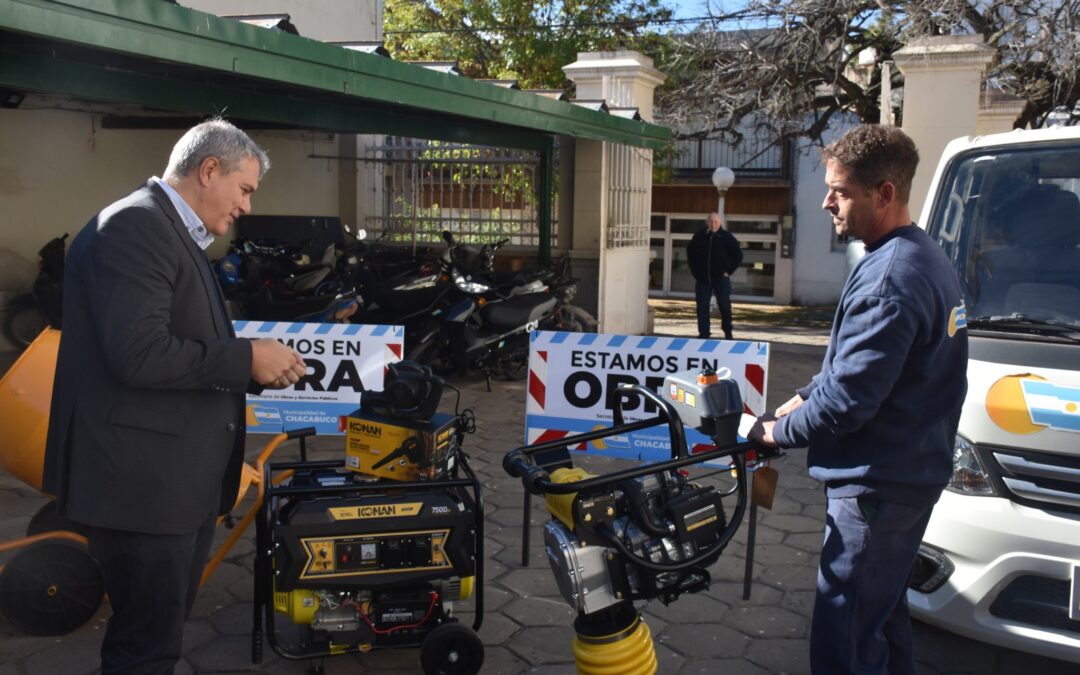 Golía presentó nueva maquinaria para fortalecer el Plan de Bacheo