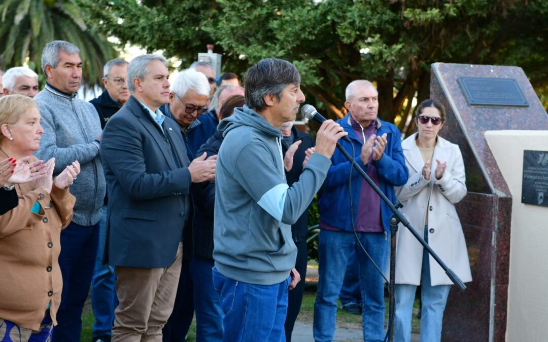 Homenaje oficial por los 44 años del hundimiento del Crucero General Belgrano