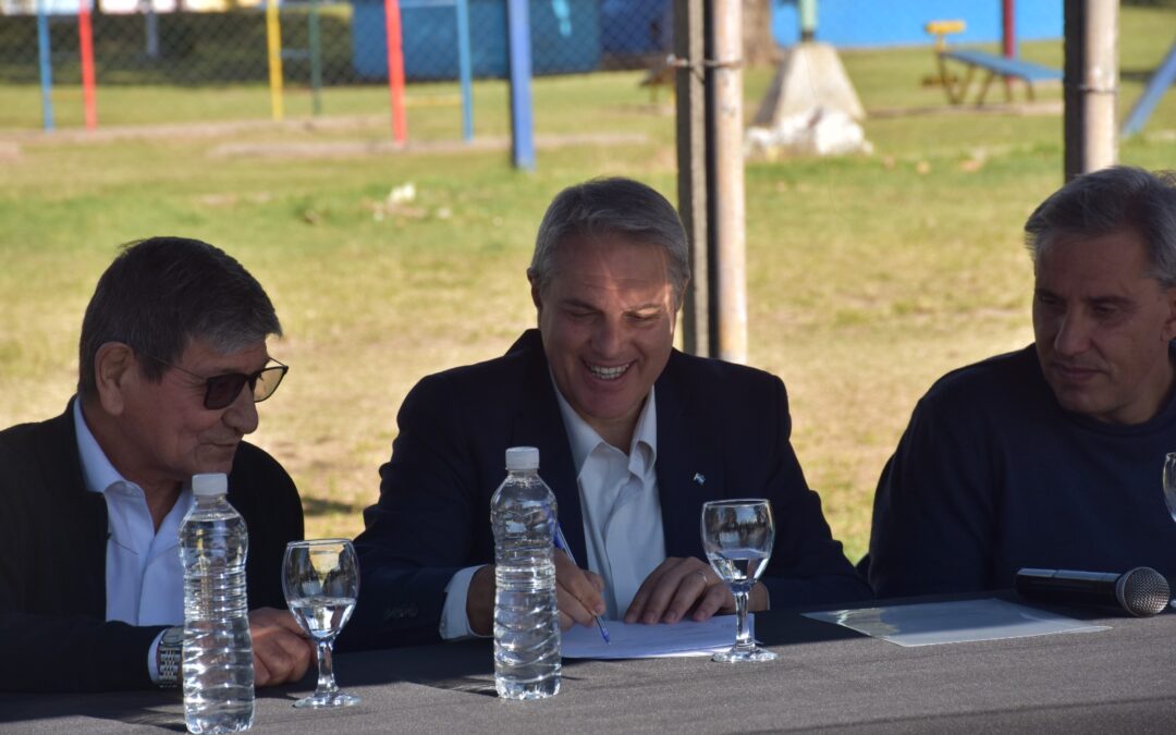 Golía firmó convenio para la remodelación integral del CEF Nº 20 y la Plaza General Paz
