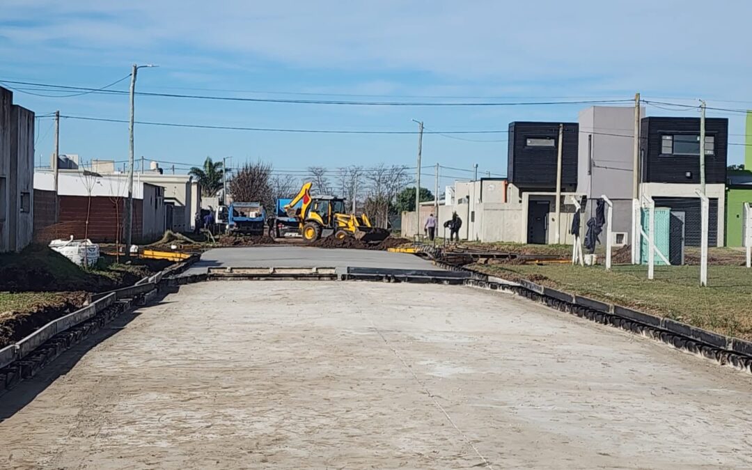 AVANZA LA PAVIMENTACIÓN EN EL BARRIO PROCREAR