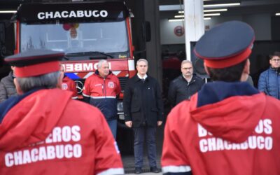 Golía participó del acto por el Día del Bombero Voluntario