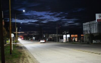 Seguimos iluminando la ciudad con luces LED y ahorrando energía con el alumbrado público