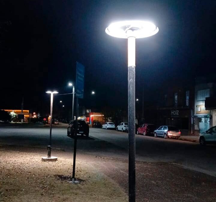Nueva iluminación en el Paseo de la Memoria en el predio de la Estación de Ómnibus