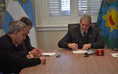 Golía firmó convenio para realizar 8 nuevas cuadras de pavimentación
