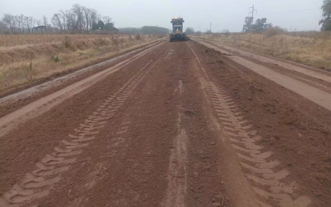 La gestión no se detiene: continúan los trabajos de mantenimiento en los caminos rurales
