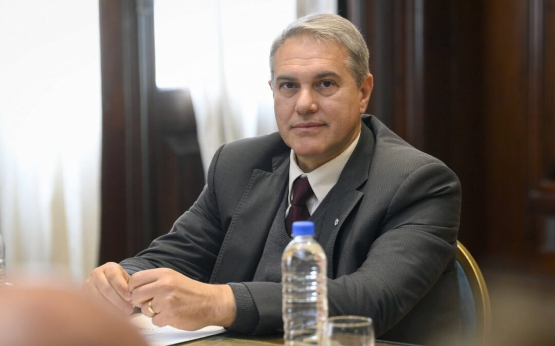 Golía firmó dos importantes convenios con Kicillof y Cuattromo para la compra de bienes de capital y adquisición de nuevas quintas