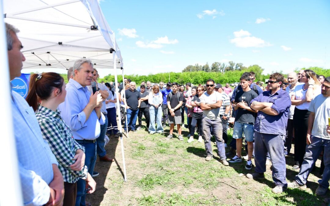Chacabuco para Todos II: Golía hizo entrega de posesión de terrenos a beneficiarios de los gremios