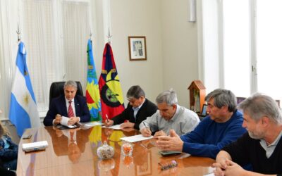 Golía firmó convenio para la instalación de 41 nuevas cuadras de luminarias LED